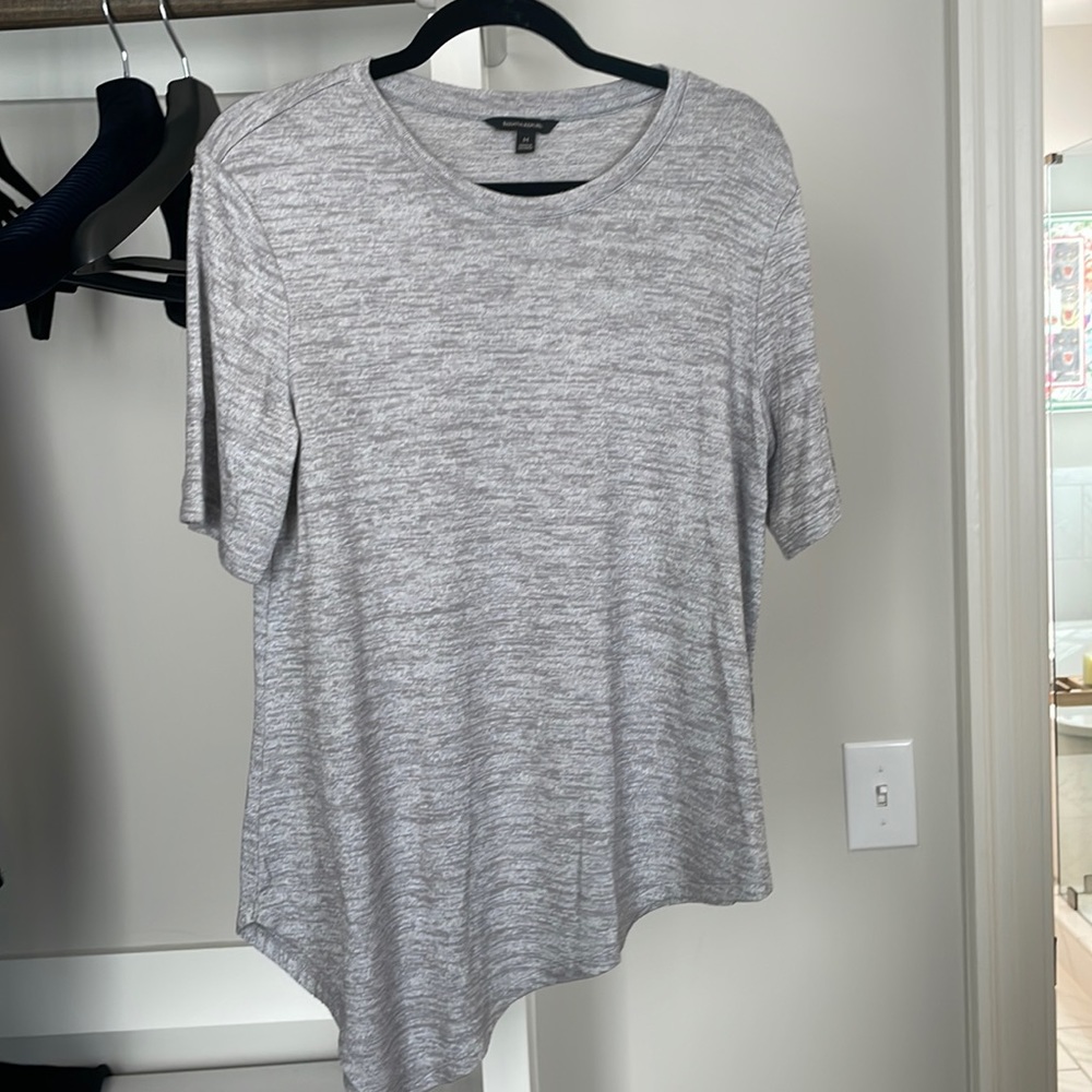 Asymmetrical knit shirt